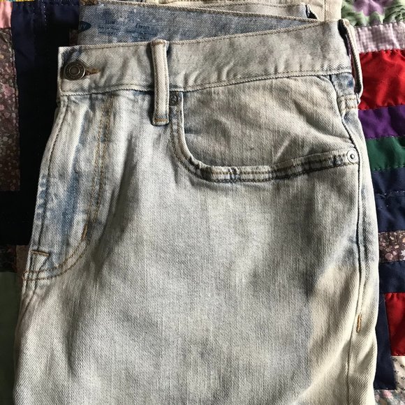 Old Navy "bleach splatter" summer jeans - Picture 1 of 2